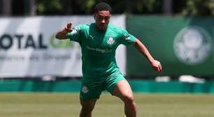 Situação de Vitor Roque, do Palmeiras, ganha destaque na Europa