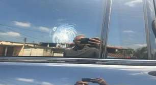 Carro de deputado federal é atingido por tiros no Rio de Janeiro; parlamentar não se feriu