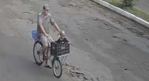 Menino jogado da ponte pelo pai estava vivo no momento da queda, aponta laudo