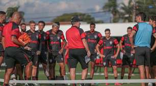 Jogador do Atlético-GO é pressionado por torcedores e vira alvo de críticas