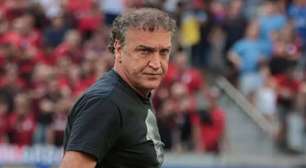 Palmeiras disputa com o Atlético-MG de Cuca contratação de defensor badalado