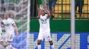 Quem deve jogar? Mozart tem dor de cabeça para o setor ofensivo
