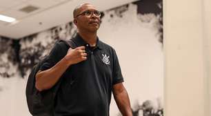 "Não encontrei terra arrasada", destaca Orlando Ribeiro após vitória do Corinthians