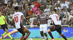 Treinador do Fluminense "solta os cachorros" para cima da arbitragem no Maraca: "Só faltou levar para casa"