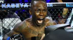 Após três derrotas, Adesanya tem alvo em mente e pede revanche para o UFC: 'É a hora'