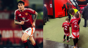 Zagueiro do Manchester United deixa campo às pressas após grave acidente do filho; entenda
