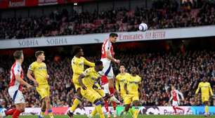 Arsenal cede empate em casa e praticamente e deixa Liverpool com mão na taça