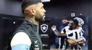 Com mudanças ofensivas, Botafogo está escalado para enfrentar o Estudiantes-ARG
