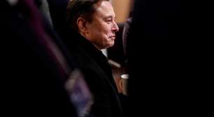 Musk se afasta de governo Trump para se dedicar à Tesla, cujo lucro líquido despencou 71%