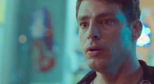 'Sexo tá na boca de todo mundo': muito antes de 'Vale Tudo', Cauã Reymond viveu polêmica por motivo inusitado - e que envolve uma senhora de 84 anos