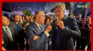 Barroso faz dupla com sertanejo em festa do presidente do Republicanos