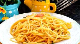 Espaguete Soltinho com Molho de Tomate Fresco que Dá Show em Restaurante Italiano