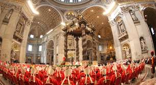 Vaticano anuncia reunião extra de cardeais antes de conclave