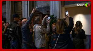 Túmulo do papa Francisco é aberto para visitação e recebe primeiros fiéis