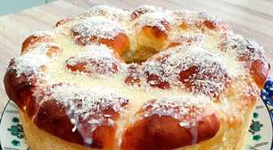 Pão Doce sem Sovar com Cobertura de Coco para um Café da Manhã Especial em Família