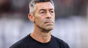 Caixinha causa novo problema no Santos e Peixe está impedido de contratar