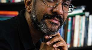 'Achava normal ser abordado pela polícia e levar tapa', diz Jeferson Tenório, autor de 'O Avesso da Pele'
