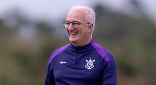 Dorival explica esquema recheado de volantes em sua estreia, veja