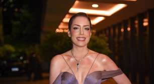 Fabiana Justus usa look similar ao da sogra de Sabrina no casamento
