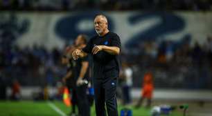 Após derrota, Mano Menezes aponta falta de criatividade do Grêmio: "Temos que melhorar"