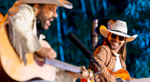 Edson e Hudson gravam o inédito álbum 'Modão é sempre modão!'