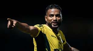 Vice-artilheiro do Brasileirão, Reinaldo lidera lista de laterais com mais participações em gols nos pontos corridos