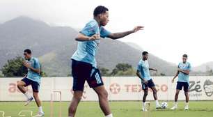 Sem Plata e com Alex Sandro, Flamengo divulga relacionados para enfrentar o Cruzeiro