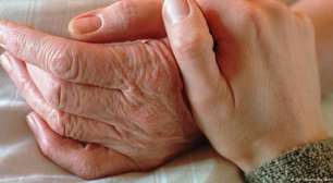 Doulas do fim da vida: o trabalho de quem acompanha a morte