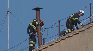 Por que instalaram uma nova chaminé na Capela Sistina?