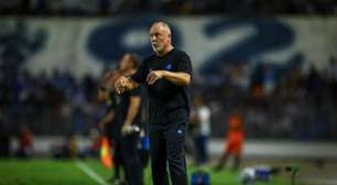 Mano, sobre primeira vitória pelo Grêmio: 'Evolução com resultado'