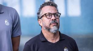 Cleber admite resultado frustrante e pede Santos mais efetivo