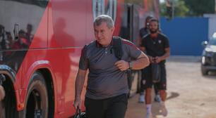 Claúdio Tencati faz questão de elogiar equipe do Atlético-GO: "Foi uma"