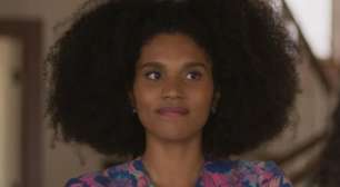 Glorinha de 'Garota do Momento' surpreende ao dizer que tem filha