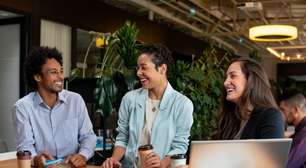 5 dicas para fazer networking no trabalho híbrido