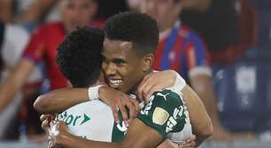 Palmeiras se classifica, Estêvão marca e se aproxima da despedida na Libertadores
