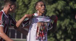 Gol de jovem do Fluminense conta com homenagem emocionante