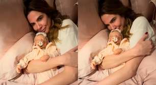 Luciana Gimenez surpreende ao surgir com bebê reborn após "parto"