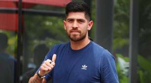Flamengo negocia renovação de contrato com goleiro Rossi