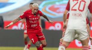 Ex-Flamengo conquista o quarto título com o Shabab Al-Ahli: 'Temporada brilhante'