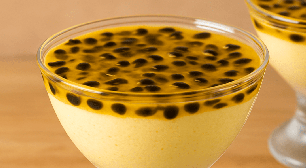Mousse de maracujá diet, mas ninguém acredita: saborosa