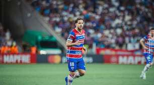Em grande fase, Lucas Sasha lidera desarmes pelo Fortaleza no Brasileirão