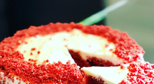 Bolo red velvet natural: sabor incrível sem corante