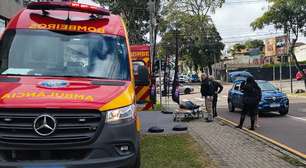 Homem cambaleia, cai na rua e é atingido por carro no Bom Retiro: 'Bem agitado, com umas alucinações'
