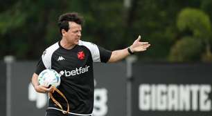 Diniz comanda primeira atividade em seu retorno ao Vasco e mira jogo decisivo