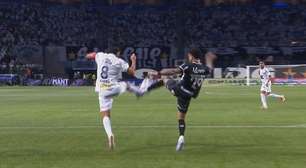 CBF divulga áudio do VAR sobre lance polêmico em Santos x Ceará