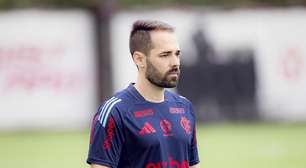 Flamengo demite auxiliar técnico de Filipe Luís