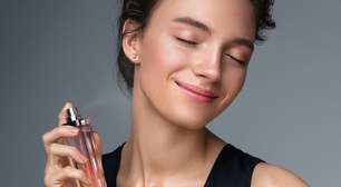 Aqui estão 5 perfumes árabes que exalam cheiro de riqueza e são clones perfeitos de fragrâncias famosas