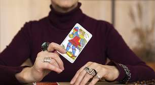 Tarot diário: o que as cartas revelam sobre seus sentimentos e escolhas