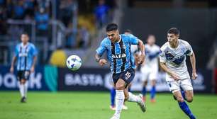 Arezo se explica após indicar possível saída do Grêmio: 'Saiu de contexto'
