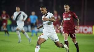 Em meio à estreia de Diniz, Vasco chega a um mês sem vencer